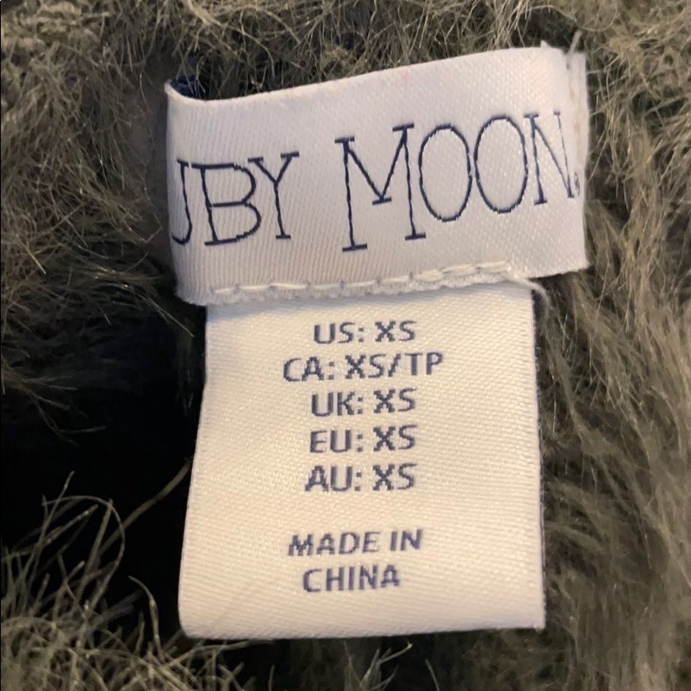 Ruby Moon Sweater XS (3720) - Picture 5 of 6